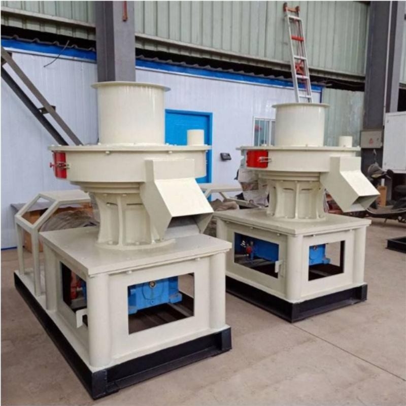 効率性 バイオマスのブリケッティングマシン 木の草 ソーダブリケッティング 200-500kg/h 容量 18.5kw