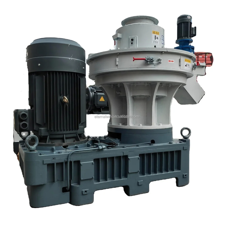 効率 1.3t/m3 2 木材ペレットミール 6-12mm 直径 10-20% 湿度