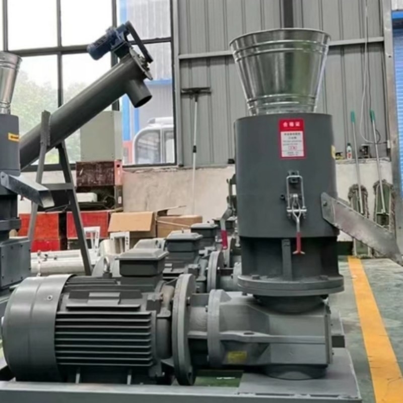 オーダーメイド 7.5KW 木製ペレット バイオマスペレットマシン 小型バイオマスペレットマシン 全自動ペレットマシン