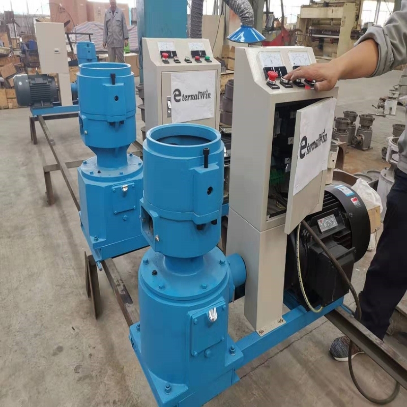 小規模飼料ペレット製造機械 4KW モーター 電気型 動物飼料ミール