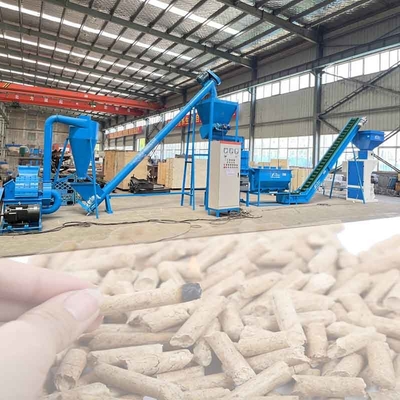 ストーブ バーナーの生物量の餌の生産ライン6mmの木製の餌の製造工場